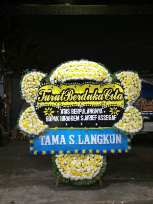 Papan Bunga Duka di Sriwidari